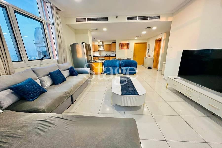 SPACIOUS l HIGH FLOOR l VACANT ON TRANSFER