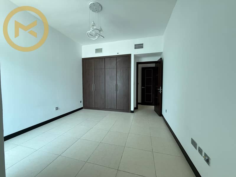 2 Bedroom |1 min walk from Metro | High Floor