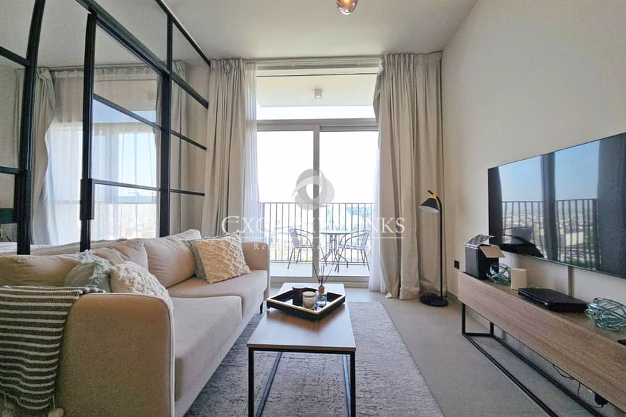 Chic Living | Vacant | Furnished