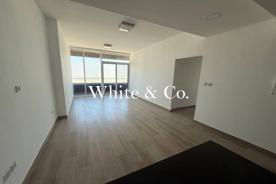 Vacant Now | Modern Unit | Great Amenities