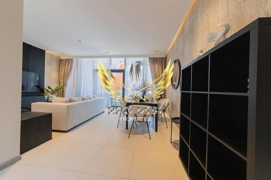 Fully Upgraded Spacious 2 Bedroom | Free Hold |