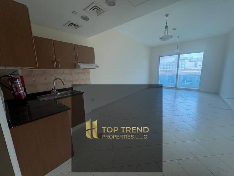 Vacant II Investor Deal II Studio with Balcony II Higher Floor