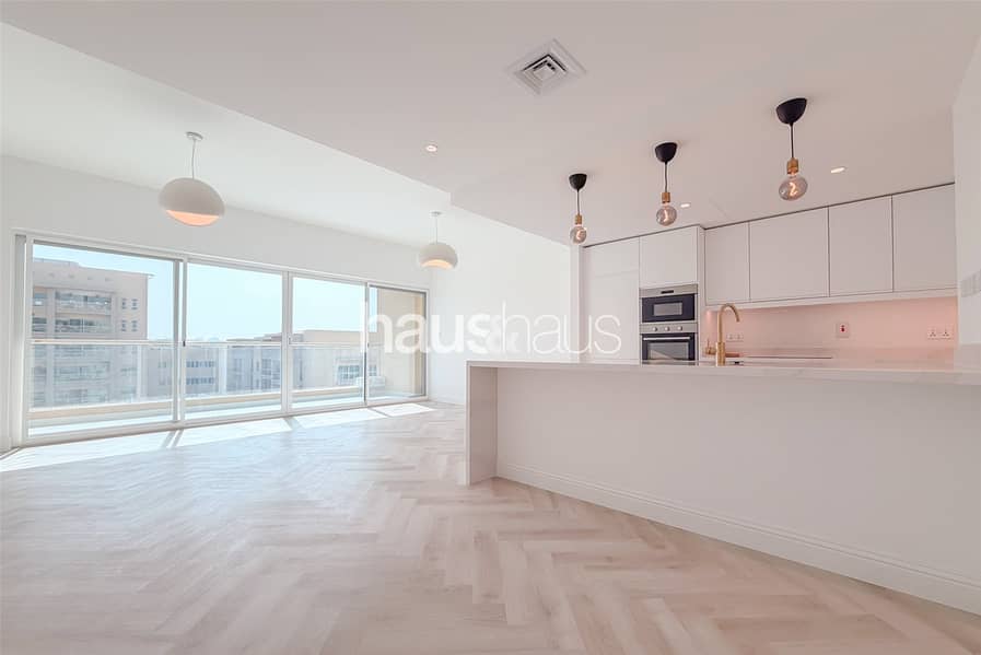 Exclusive | High Floor | Upgraded | Vacant Now