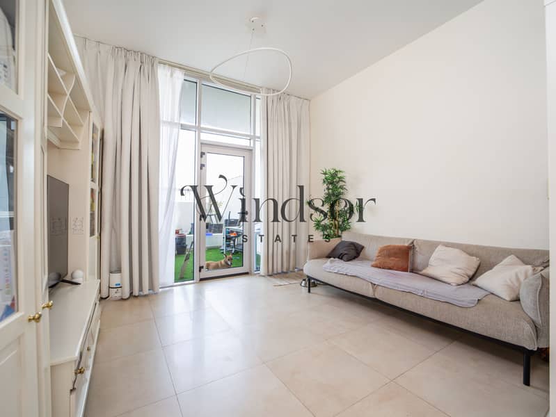 Tenanted | Low Floor | Spacious Balcony