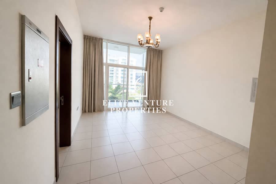 VACANT | HUGE LAYOUT | BEST DEAL