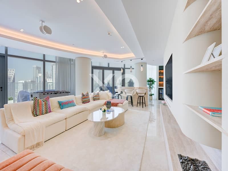 Penthouse | Vacant | Fully Upgraded