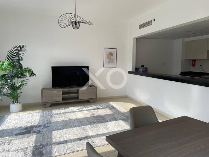 UPGRADED | VACANT | BRIGHT & AIRY