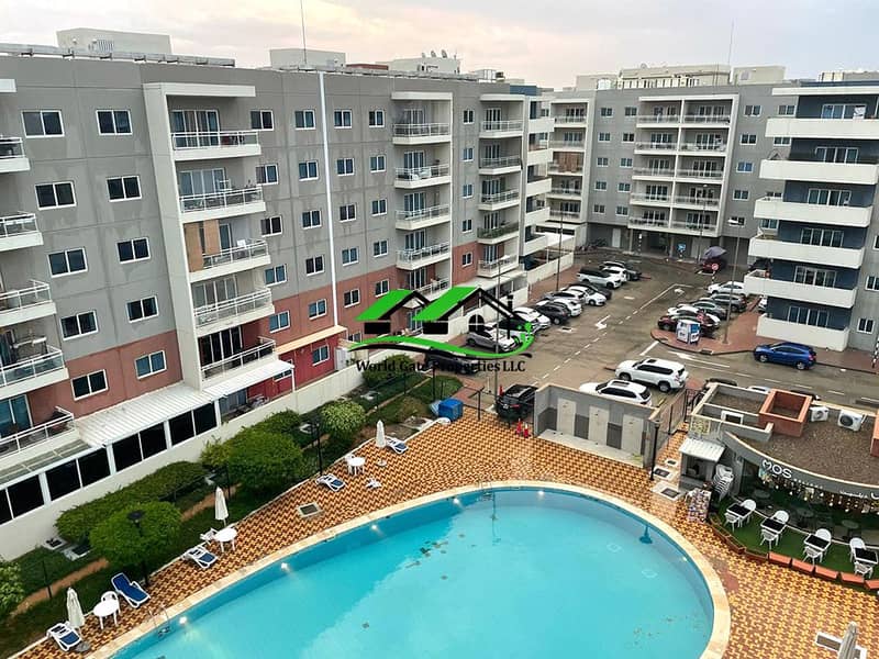 Hot Deal 3BR + Maid Pool View Close Kitchen