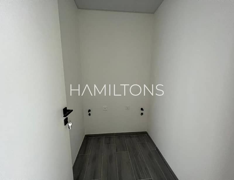 Scenic Views | Premier Waterfront Apartment