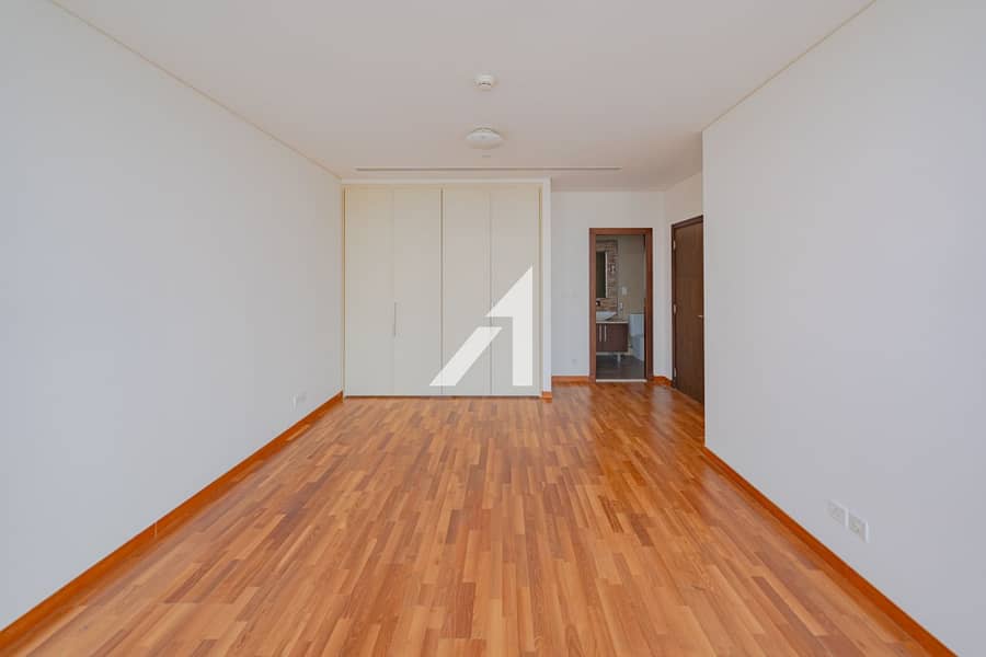 Top Floor | DIFC View | 3 Bedroom Apartment