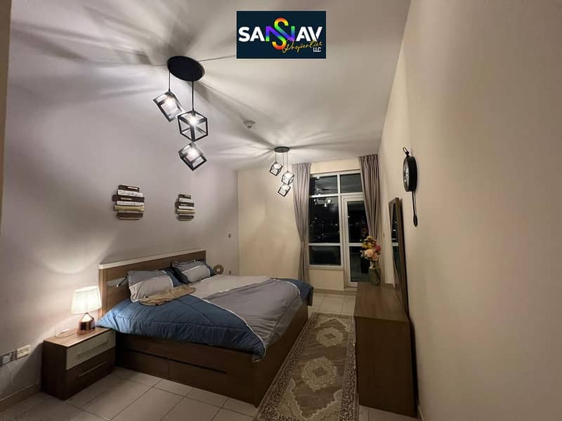 Spacious 1BR with Balcony | Motivated Seller | Durar 1A