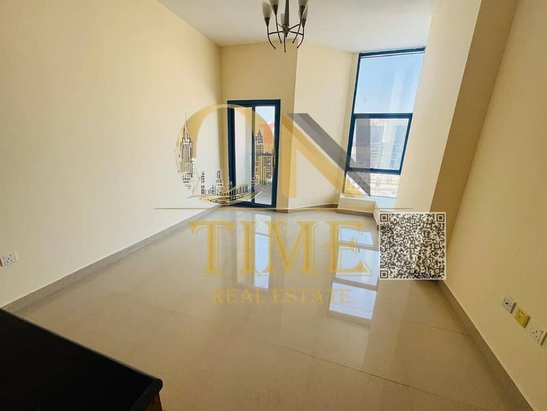 Open view - Modern finishes - Lowest down payment - Immediate occupancy - Private parking - Close to amenities
