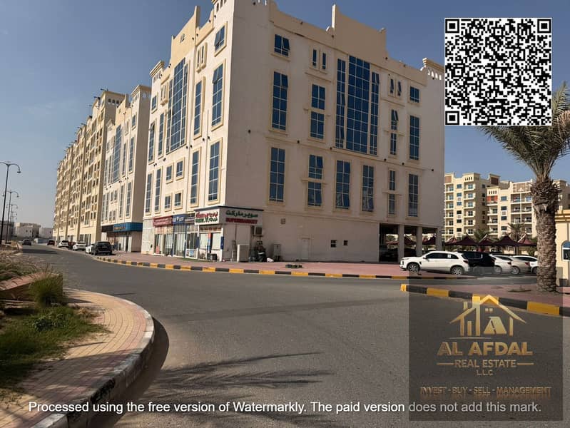 5% down payment with a 7-year payment plan with the developer, including private parking in the tower, a view, and a prime location
