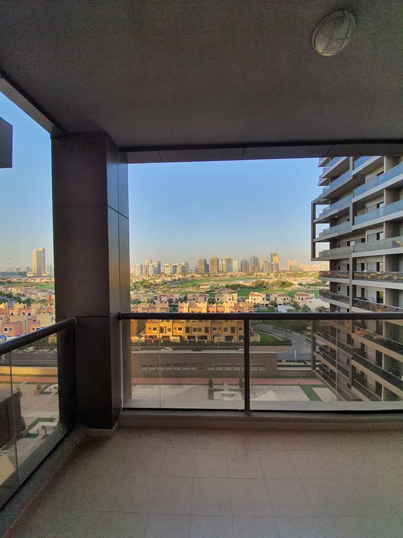 FULL GOLF AND POOL VIEW - HIGHER FLOOR - EXCELLENT LOCTAION - HIGH ROI POTENTIAL