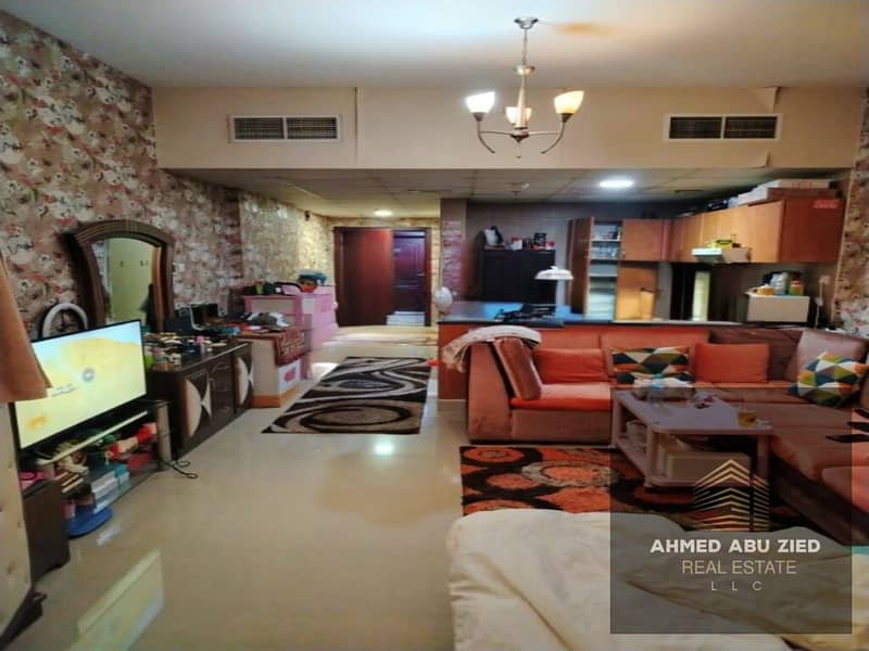 Fully Furnished | Parking | Prime Location | High Roi