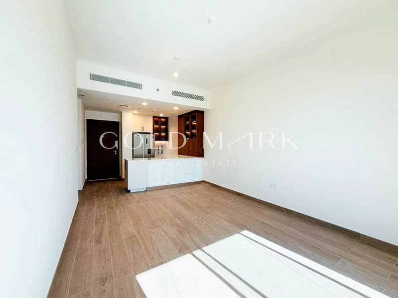 Ready To Move | Street View | High Floor