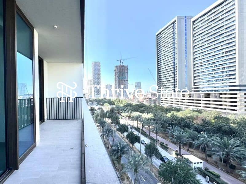 Prime Location | Luxury Amenities | Community View
