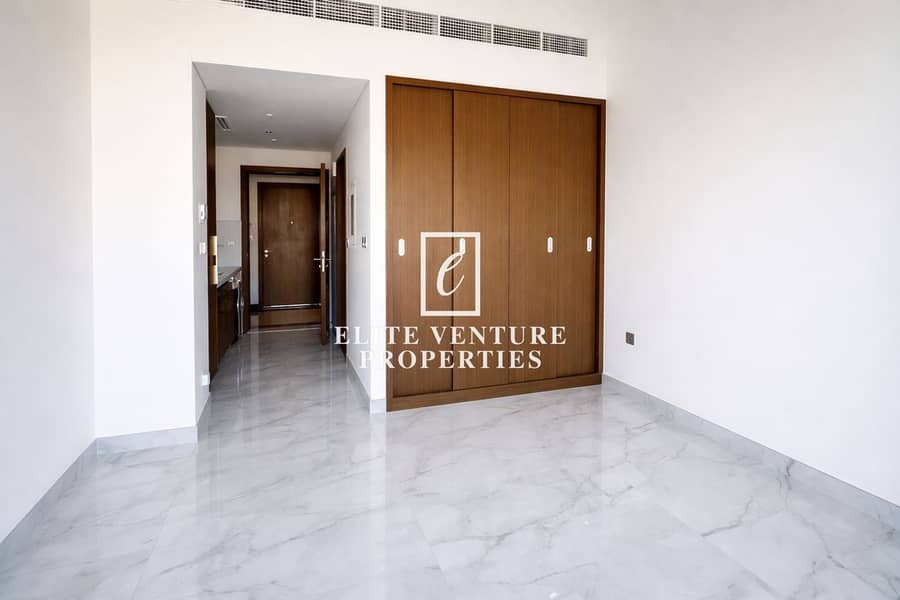 BRAND NEW | VACANT| MOTIVATED SELLER