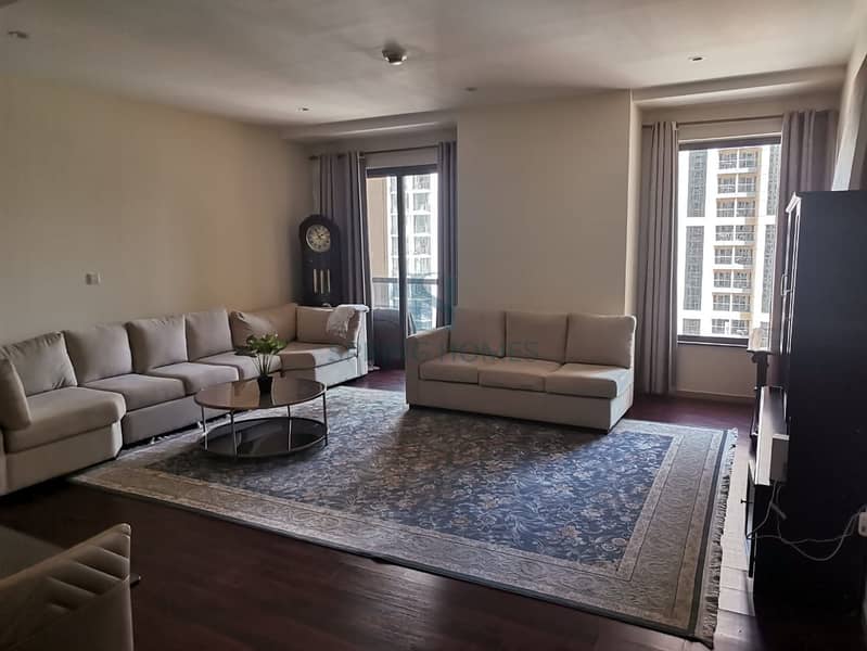 Spacious 1BR Apartment | Prime Location | Great Investment