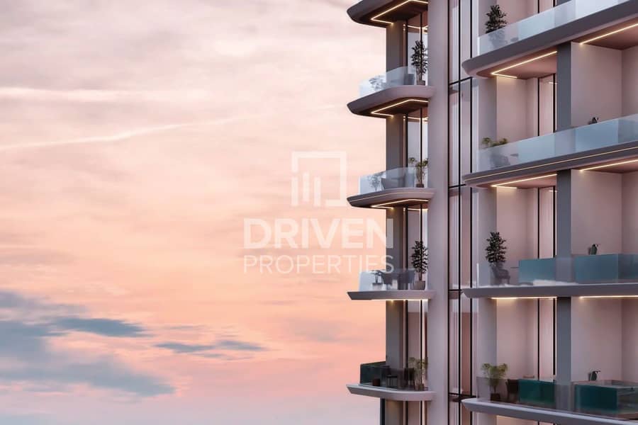 Vastu Complaint | Prime Location | High Capital