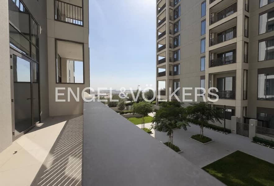 Vacant | Brand New | Spacious | Waterfront