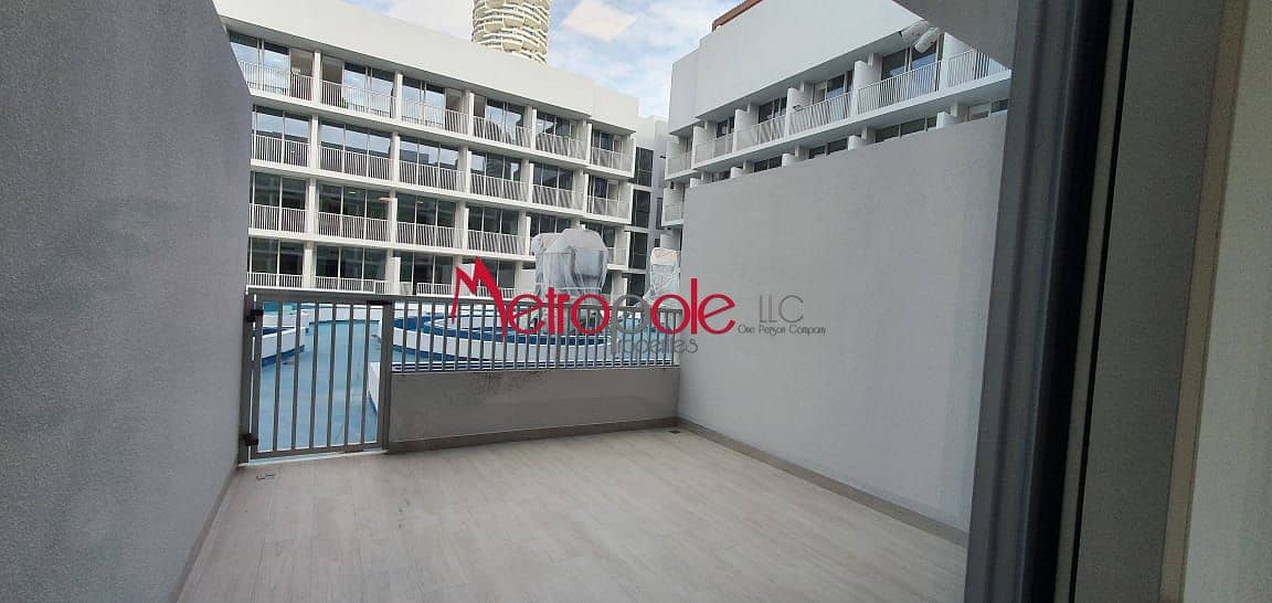 STUDIO WHIT GARDEN | DIRECT TO THE POOL & GARDEN