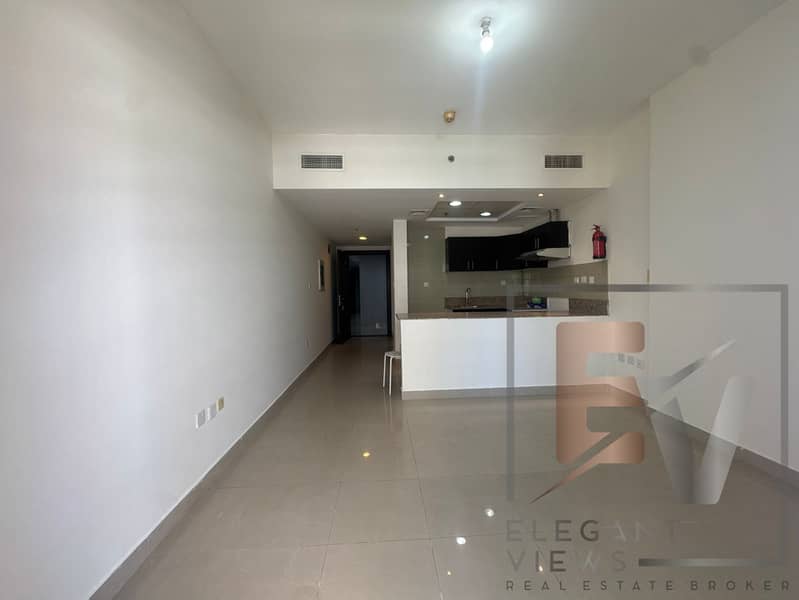 Modern Studio Apartment | Full Stadium View