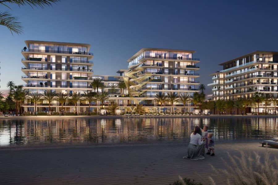 Last Ready Studio, Beachfront living, Mortgageable,