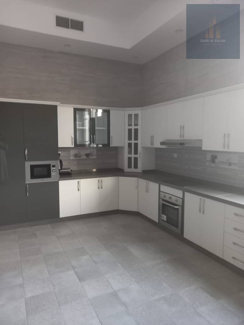 For sale apartment in Lulu Tower, Al Nahda area, Sharjah.