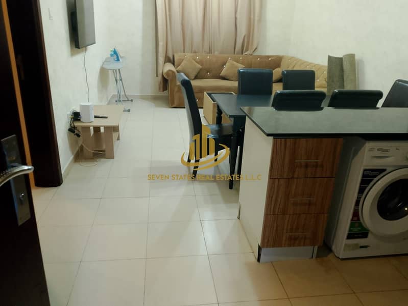 Own your unit now: one bedroom and living room with parking. Monthly installment 3100