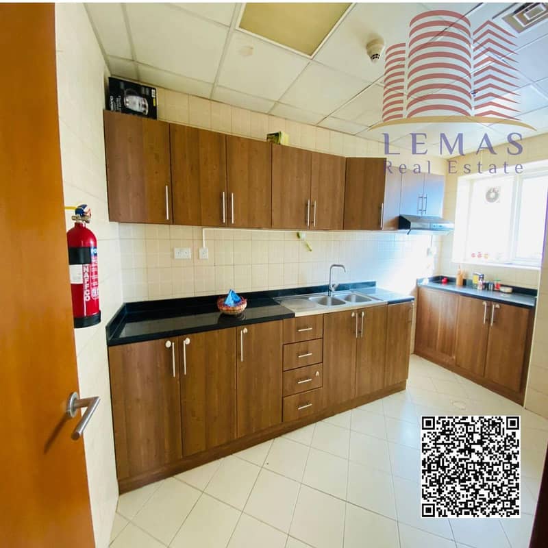 2bhk For sale Closed kitchen with an open view