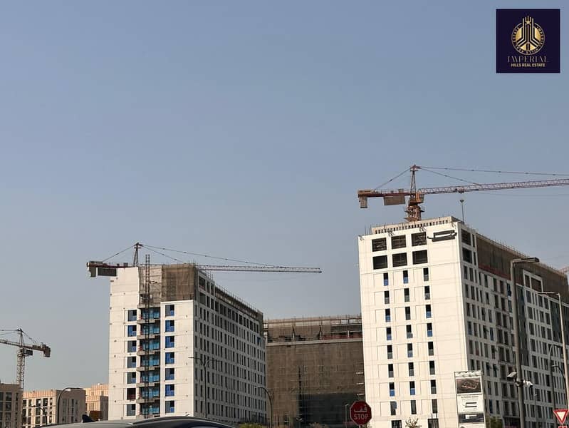 One bedroom - 4-year installments - Freehold ownership - Imminent delivery - 10% return on investment - Fully furnished - Smart home -