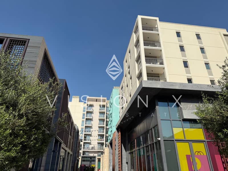 Fresh | Walkable Area | Sleek Design