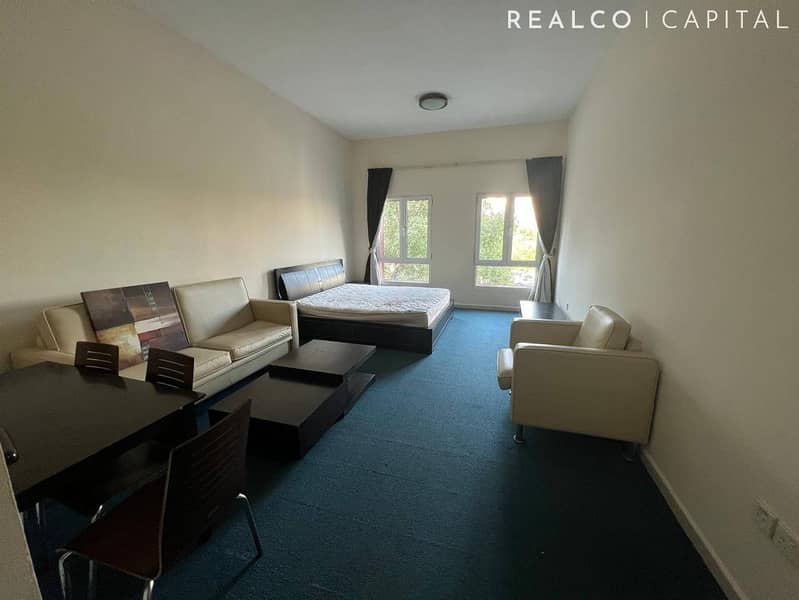 Studio | Next to Metro | Urgent Sale