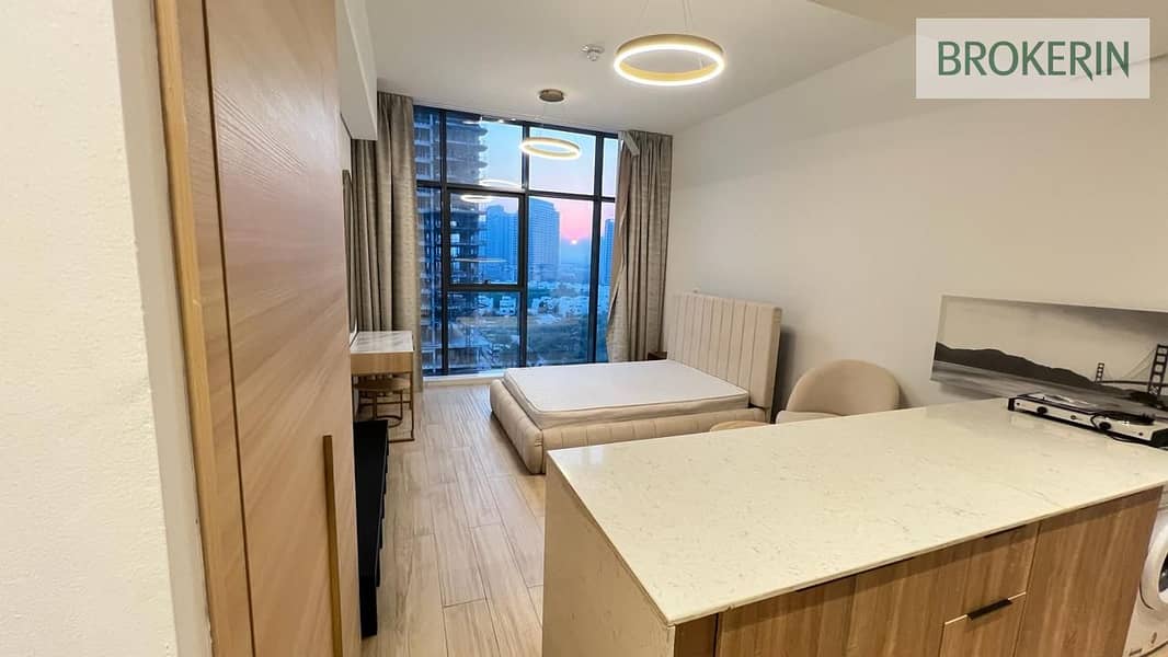 Live in Luxury - Invest in Growth - Hot Deal Offer