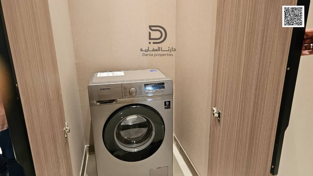 Zero Commission – Freehold – Modern 1 Bedroom Unit