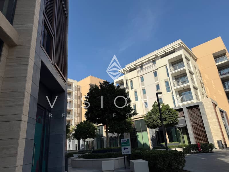 Modern | Prime Location | Family Area
