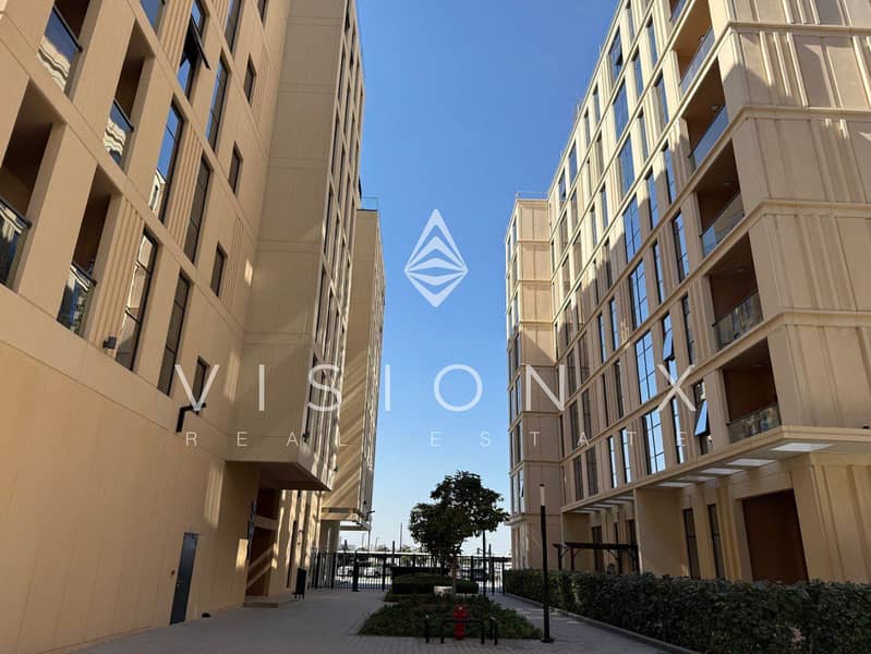 Ready | Light-Filled Apartments | Convenient Access
