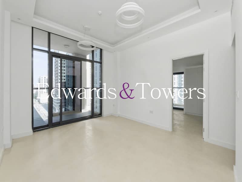 1 Bed 2 Bath | Upgraded | Prime Location