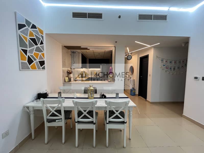 Investor Deal 1BR with Laundry Semi-Closed Kitchen