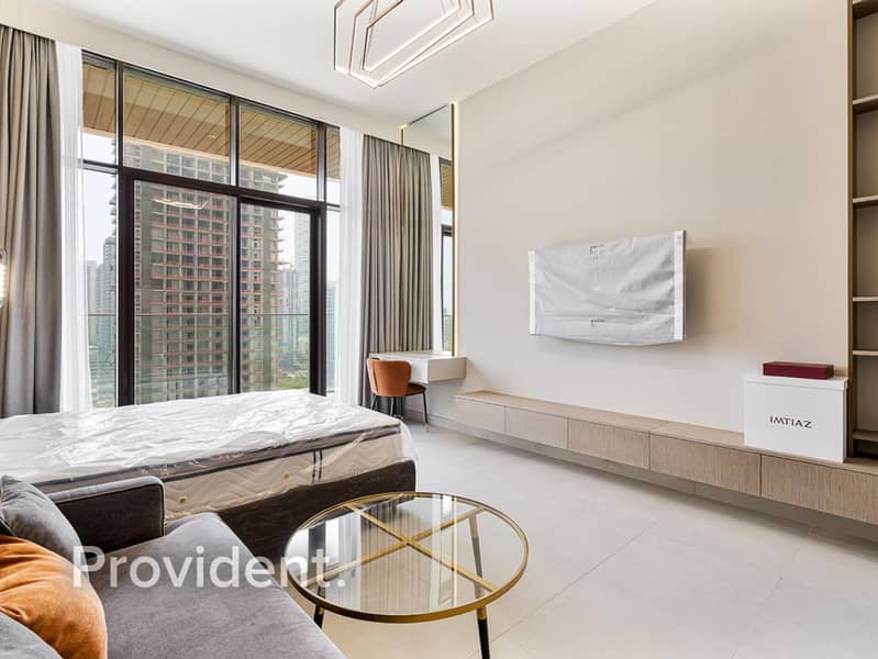 Cozy Turnkey Studio | Furnished | High-End Finish