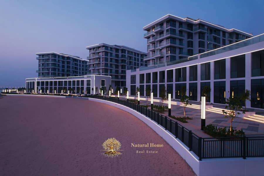 Ready 1BR Seafront Luxury: Freehold for All & Unbeatable Value!