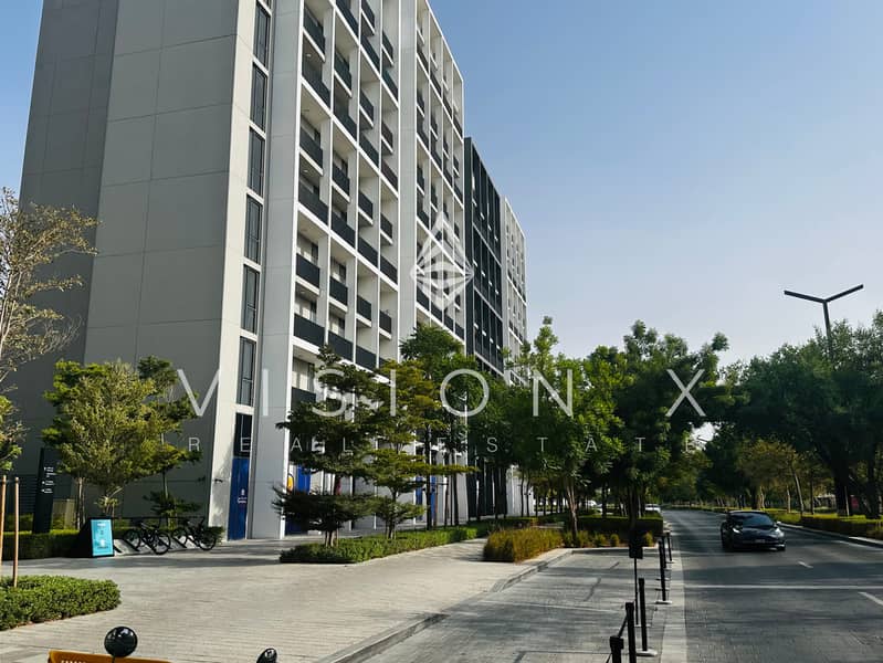 Spacious 1 BR Apartments | Prime Location