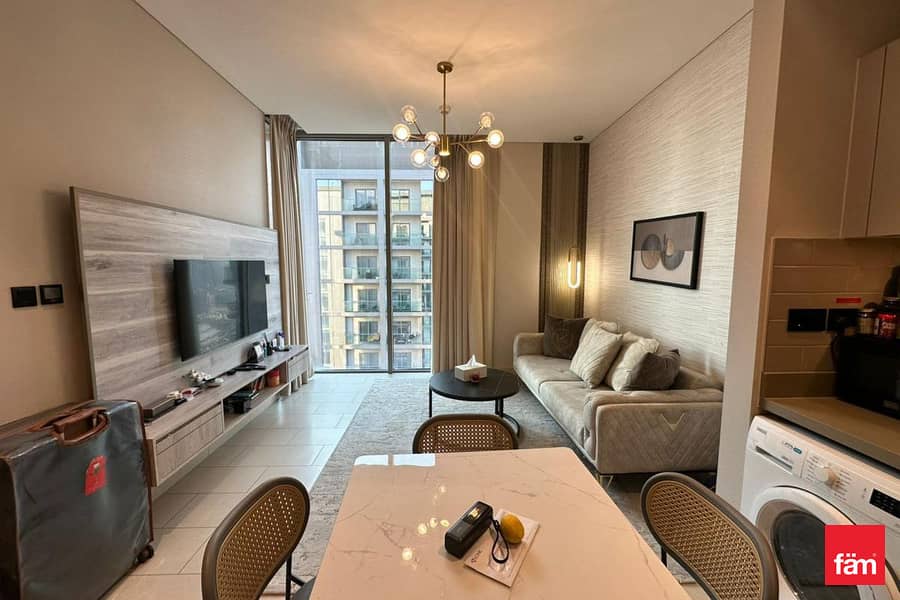 Burj Khalifa View | Vacant | Upgraded & Furnished