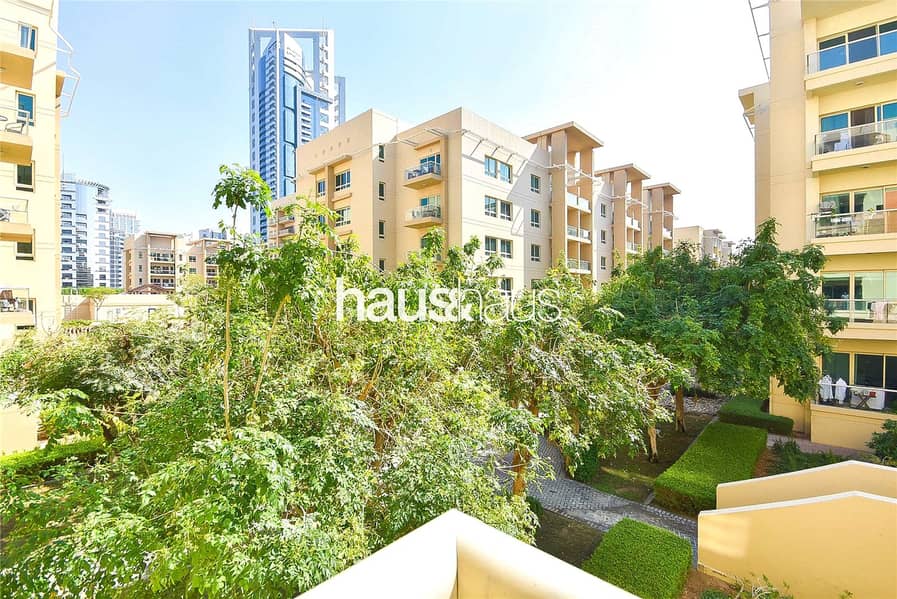 Vacant on Transfer | Rare Corner Unit | Upgraded