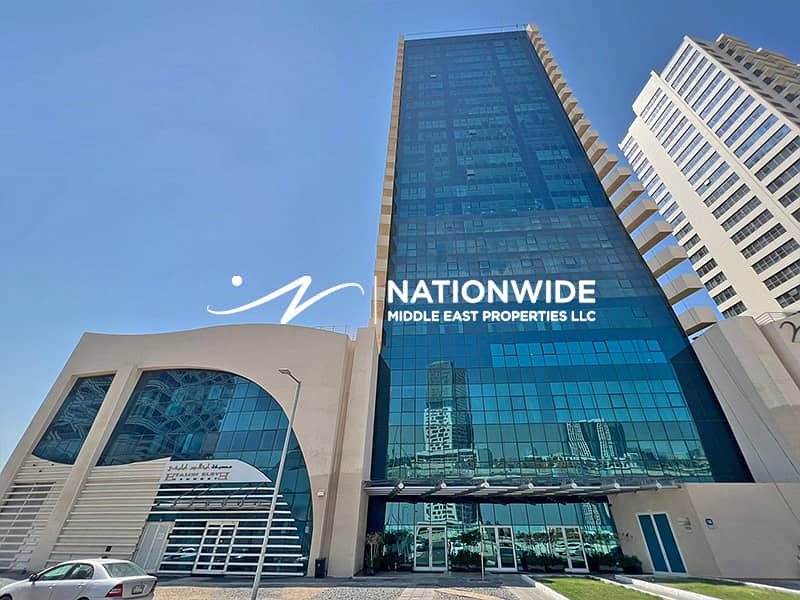 Amazing 3BR|Top Facilities|Pool Views|Prime Area